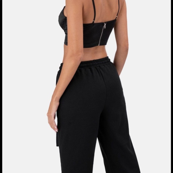 New with tags Saint Satin Finish Crop Top - Picture 3 of 3